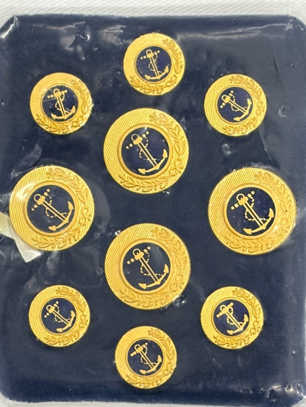 Blazer buttons